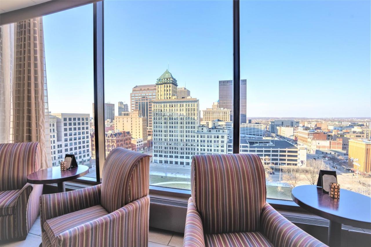 Отель Radisson Dayton Convention Center Экстерьер фото