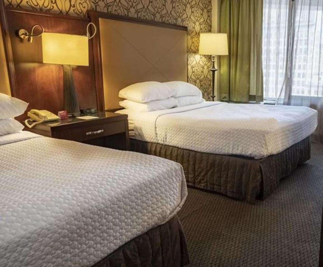 Отель Radisson Dayton Convention Center Экстерьер фото