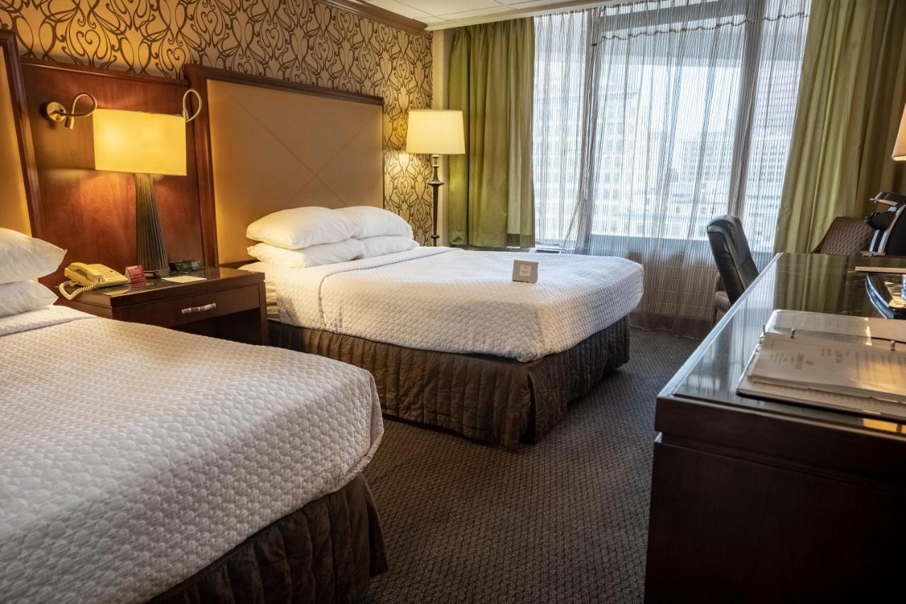 Отель Radisson Dayton Convention Center Экстерьер фото